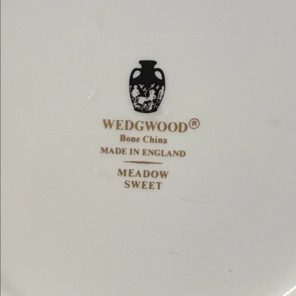 Wedgwood Meadow Sweet Bone China candle holder